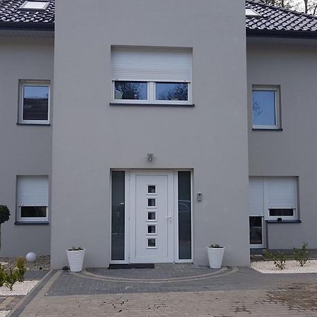 Apartamenty U Tatiany ミエンジボジェ エクステリア 写真