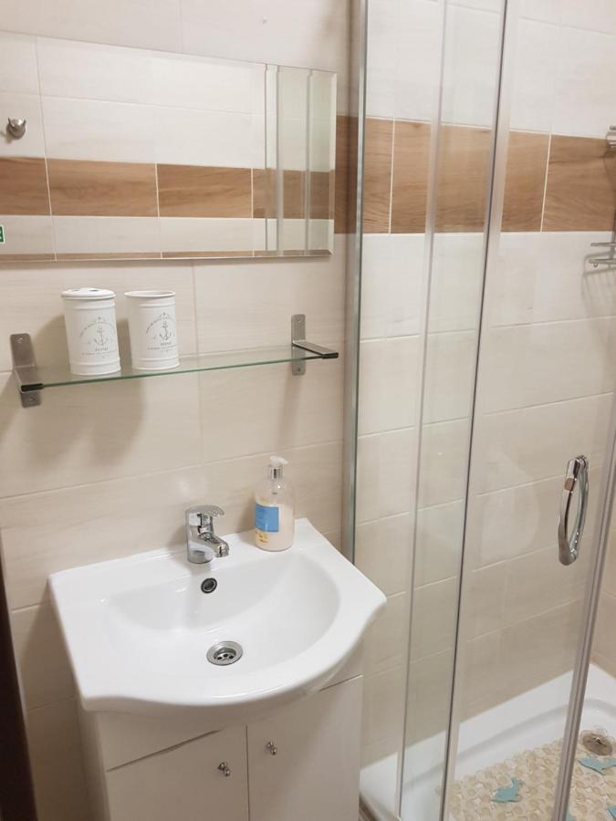 Apartamenty U Tatiany ミエンジボジェ エクステリア 写真