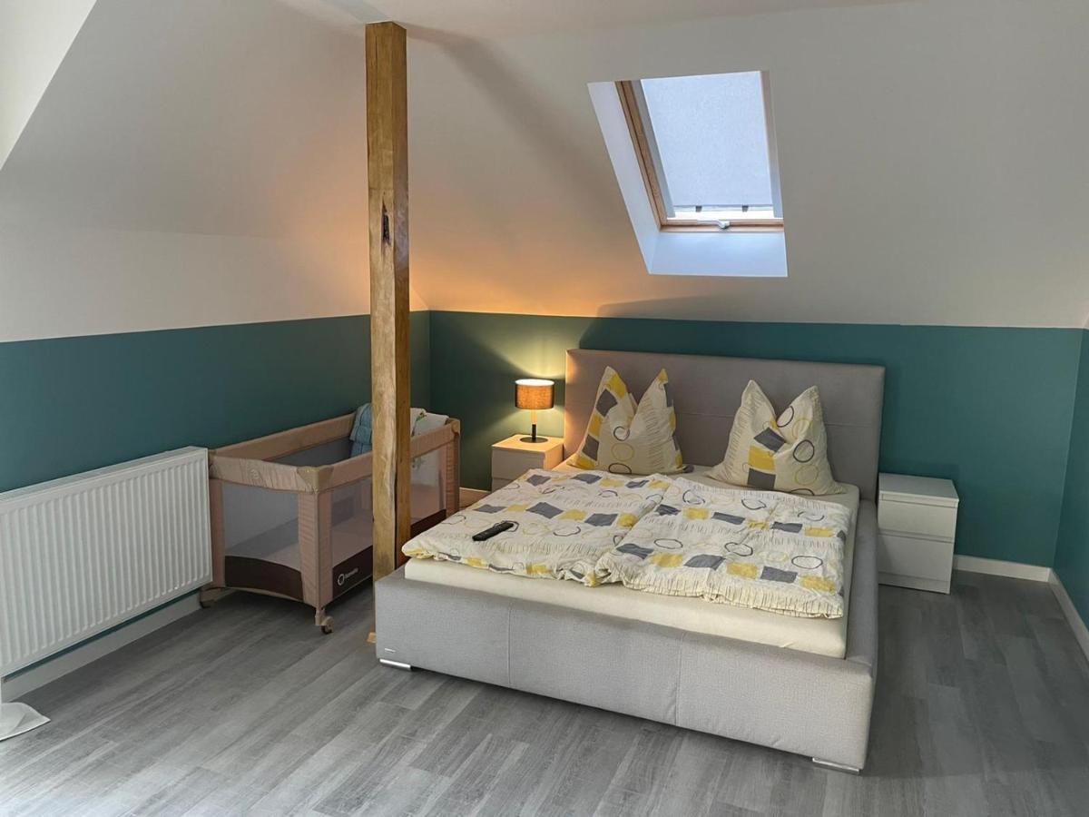 Apartamenty U Tatiany ミエンジボジェ エクステリア 写真